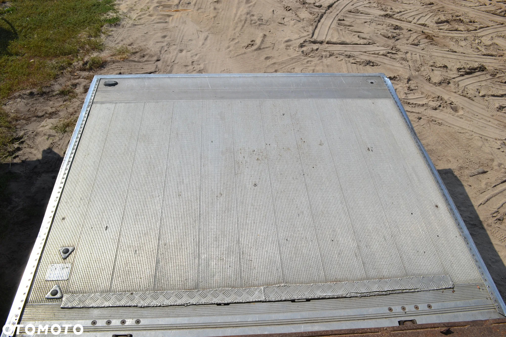 WINDA ALUMINIOWA BAR 2 t wys.230 szer.251 cm - 2