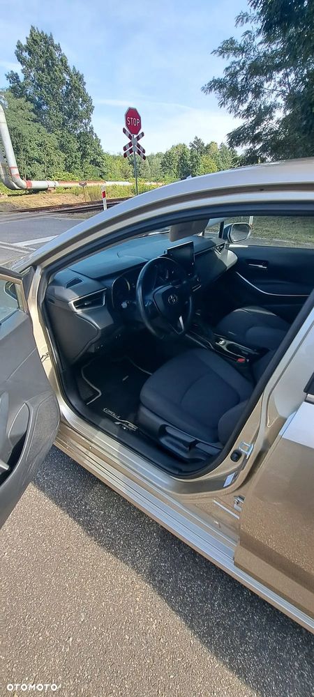 Toyota Corolla 1.8 Hybrid Comfort - 10