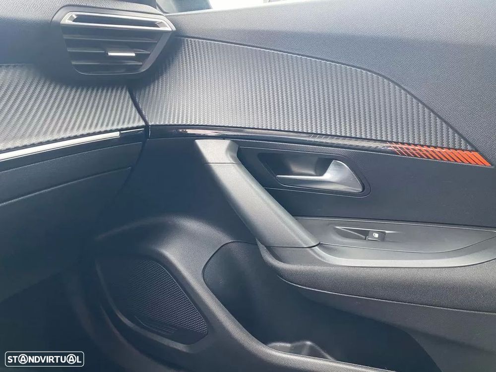 Peugeot 2008 1.5 BlueHDi Active Pack - 23