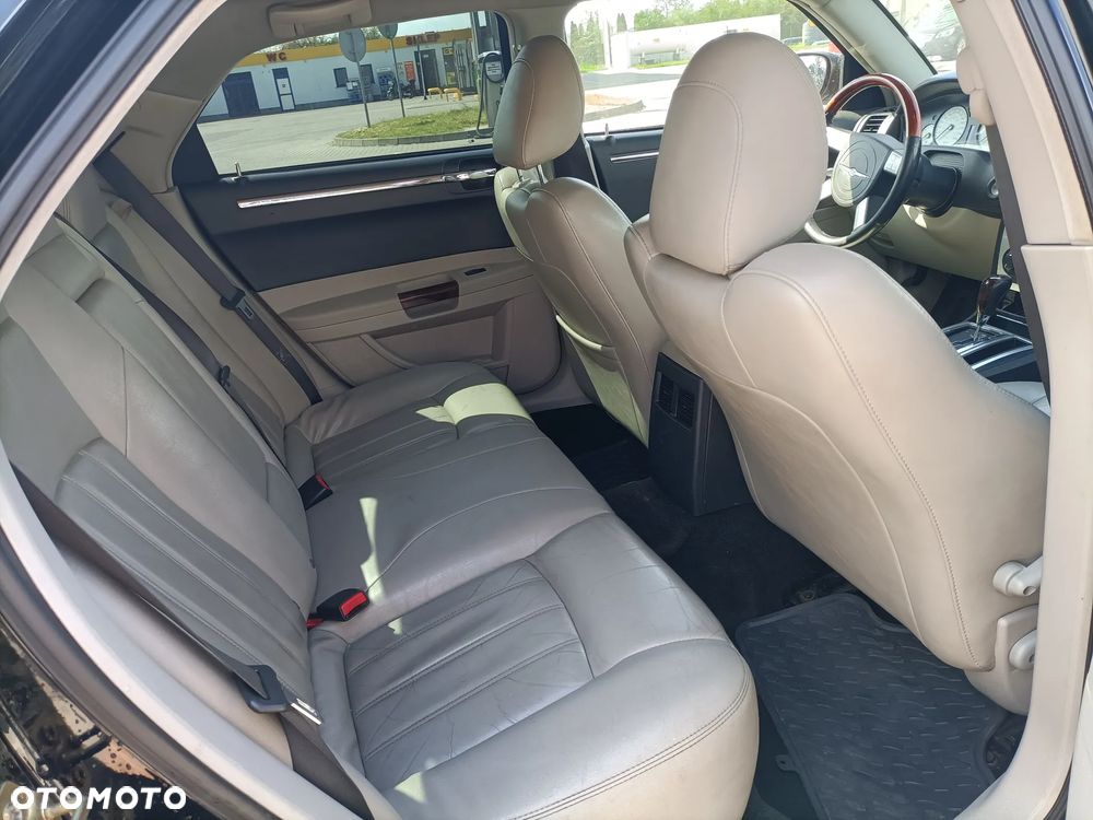 Chrysler 300C 5.7 V8 Hemi - 5