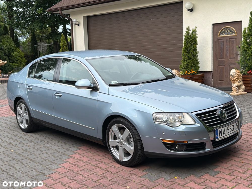 Volkswagen Passat - 4