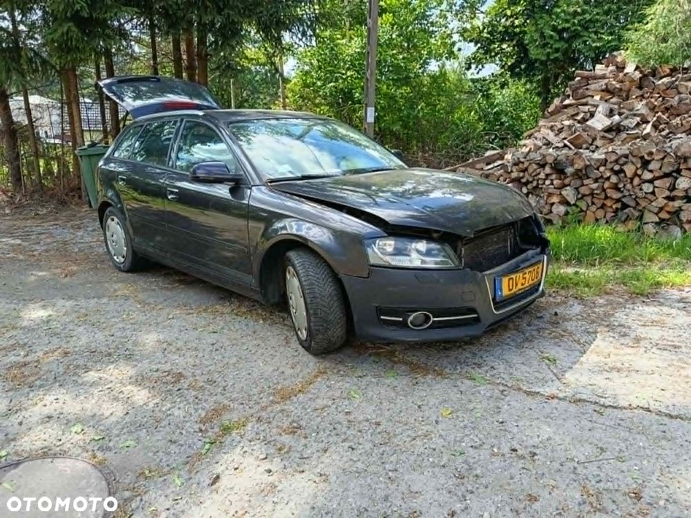 Audi A3 Sportback 2.0 TDI DPF Ambiente - 1