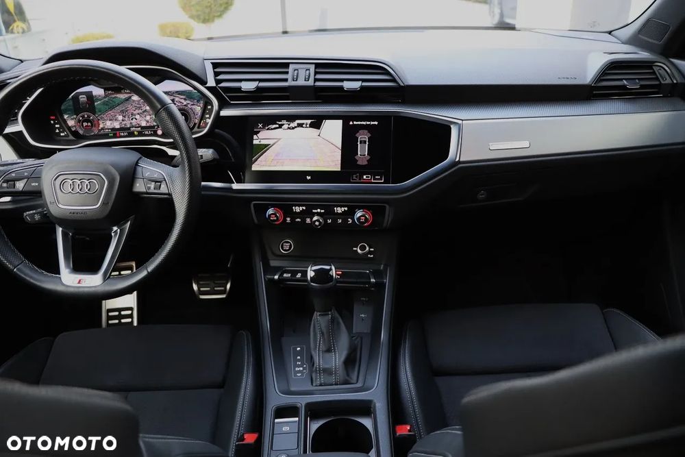 Audi Q3 Sportback - 21