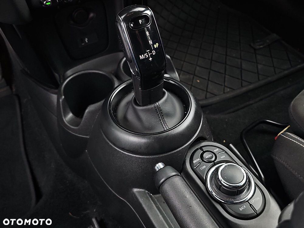 MINI John Cooper Works - 17