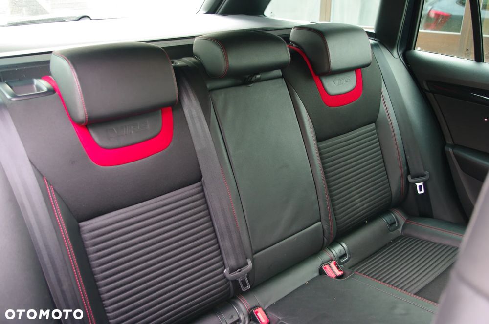 Skoda Octavia 2.0 TDI RS DSG - 12