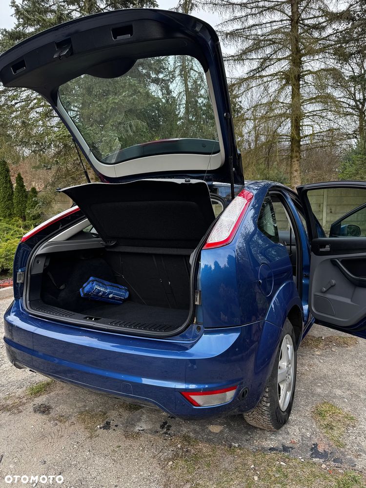 Ford Focus 1.6 16V Ambiente - 13