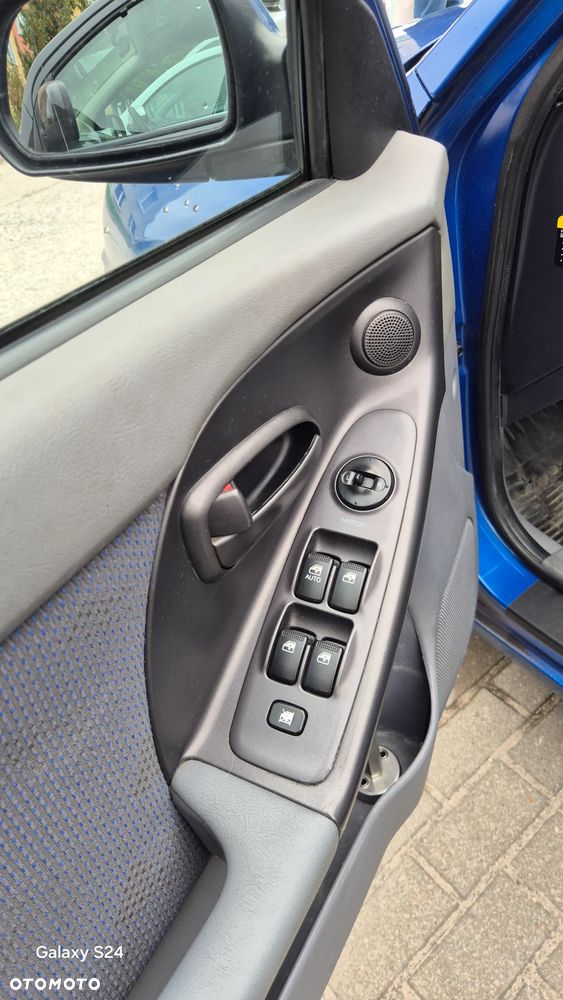 Hyundai Elantra - 15