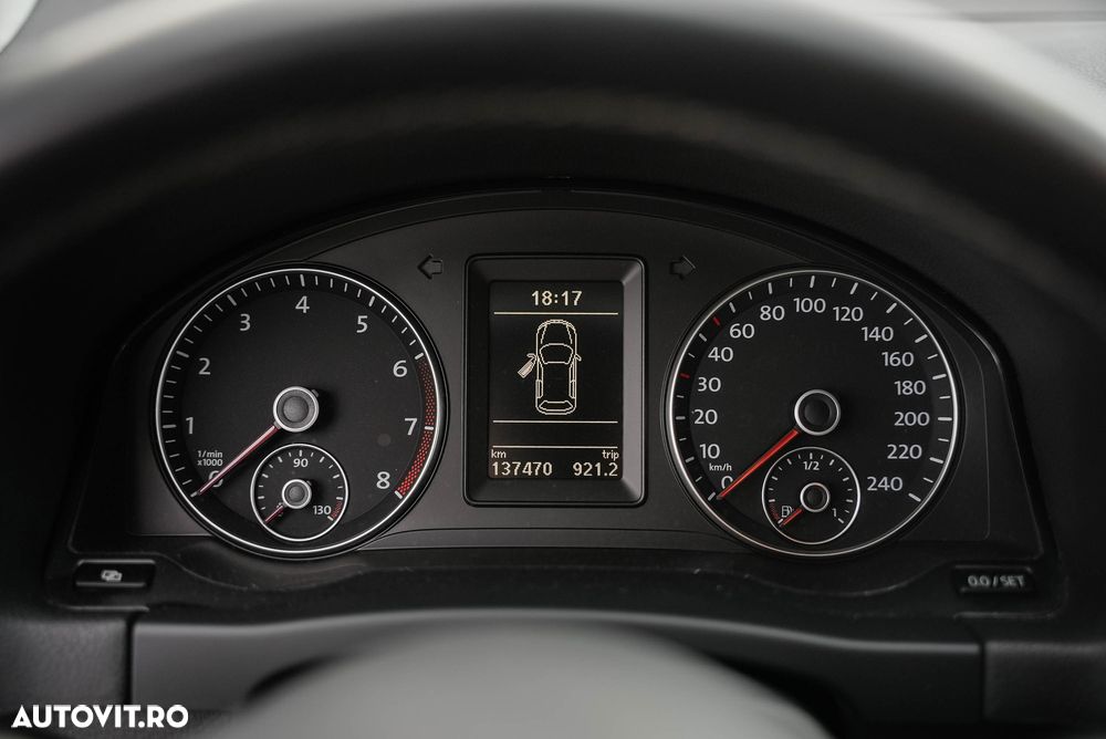 Volkswagen Golf Plus 1.4 Trendline TSI DSG - 9