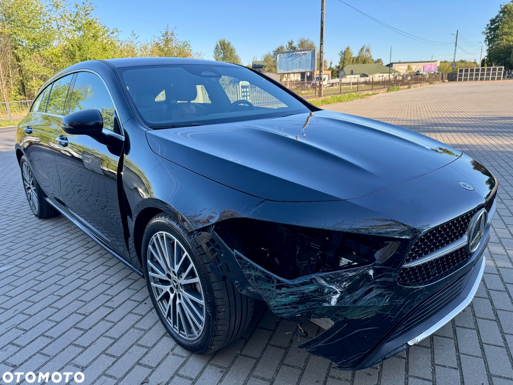 Mercedes-Benz CLA 200 AMG Line 7G-DCT - 4