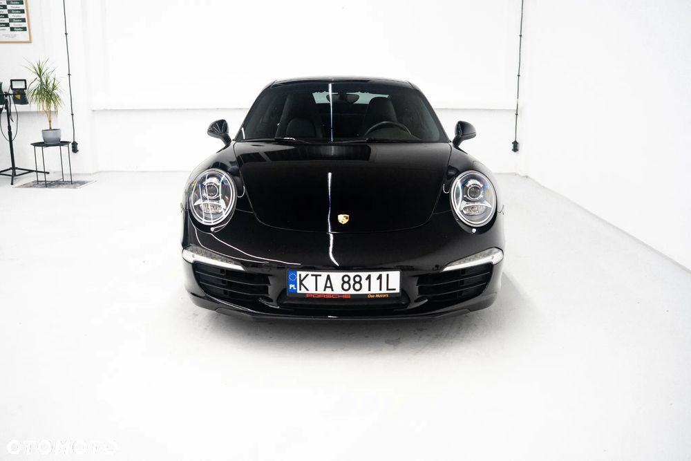 Porsche 911 Carrera PDK Black Edition - 4