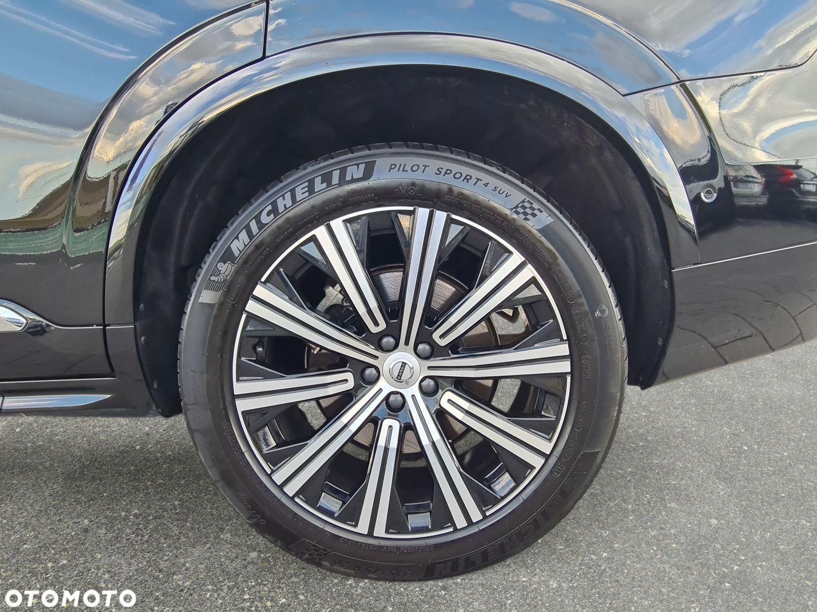 Volvo XC 90 - 25