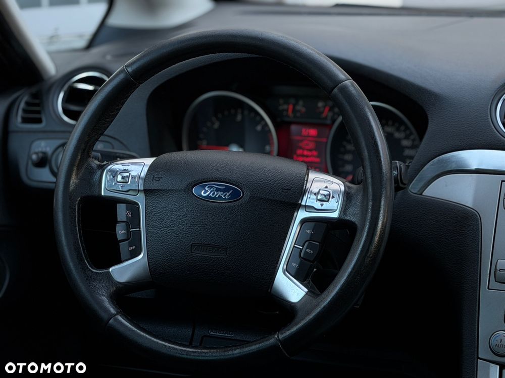 Ford S-Max 2.0 TDCi DPF Titanium - 20