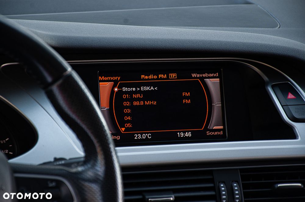 Audi A4 Avant 2.0 TDI DPF quattro Ambition - 26