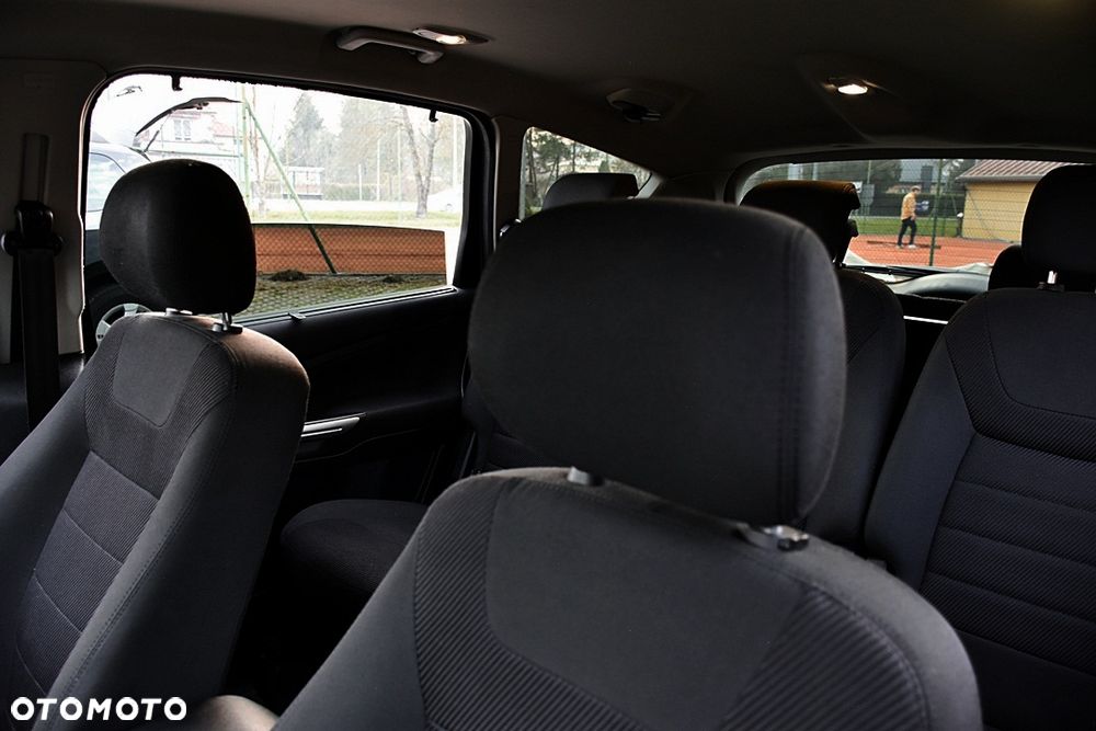 Ford S-Max 2.0 TDCi DPF Business Edition - 36