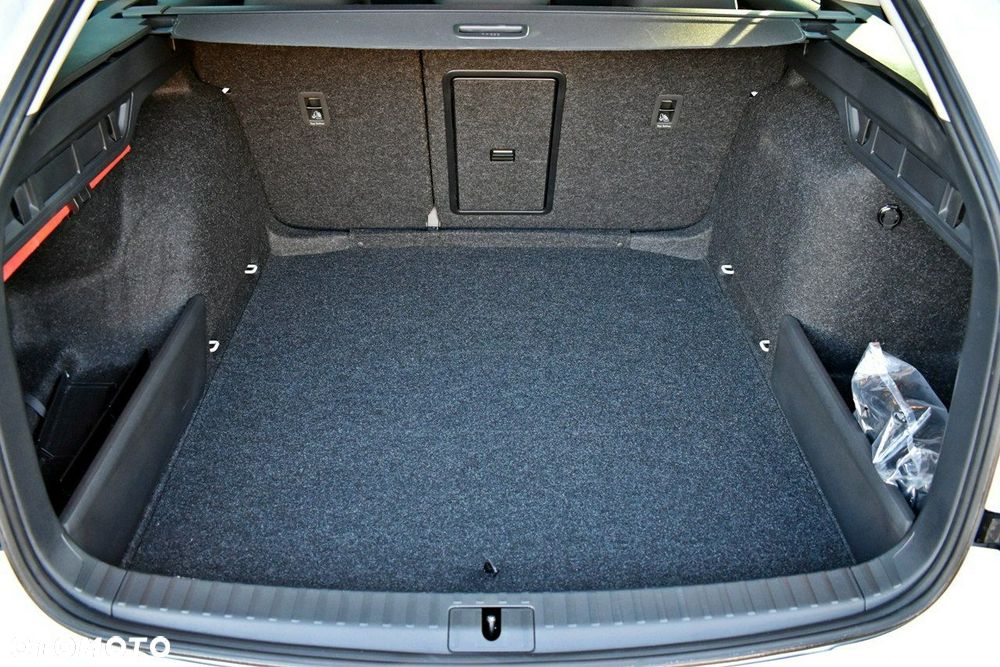 Skoda Octavia 1.5 TSI Selection - 26