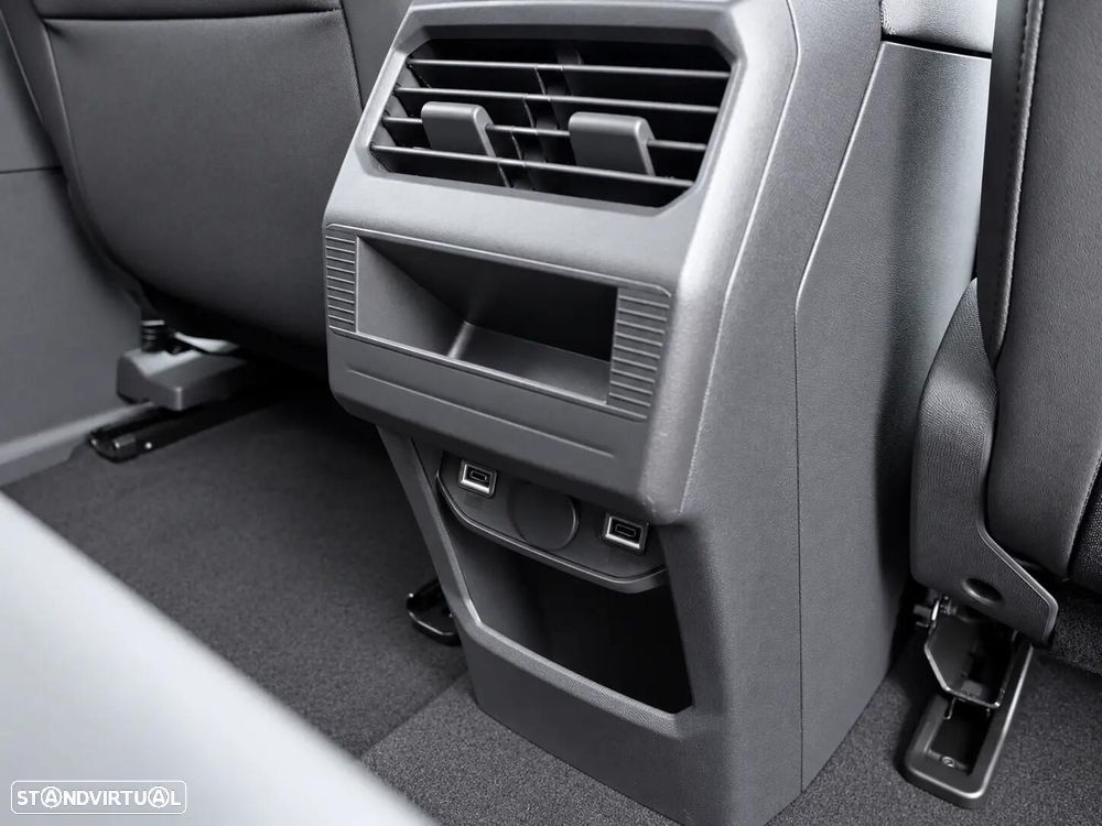 Peugeot E-3008 73 kWh Allure - 12