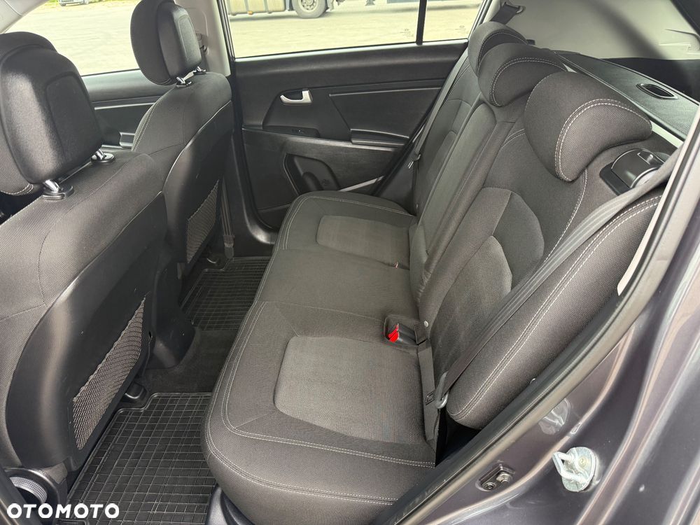 Kia Sportage 1.7 CRDI 2WD Vision - 17