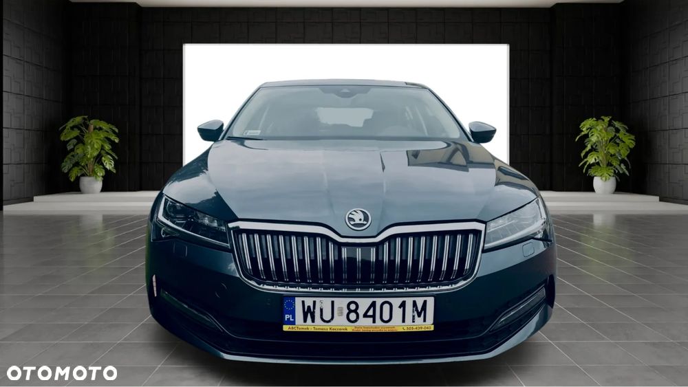 Skoda Superb 1.5 TSI Ambition DSG - 8