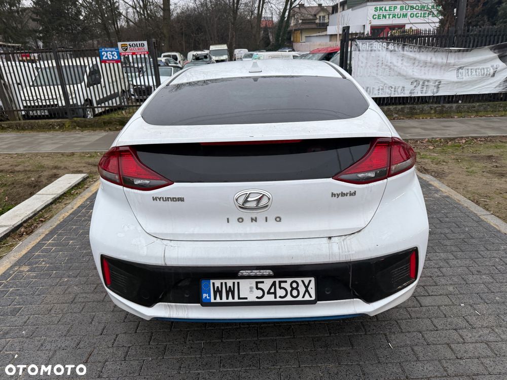 Hyundai IONIQ Hybrid Premium - 7