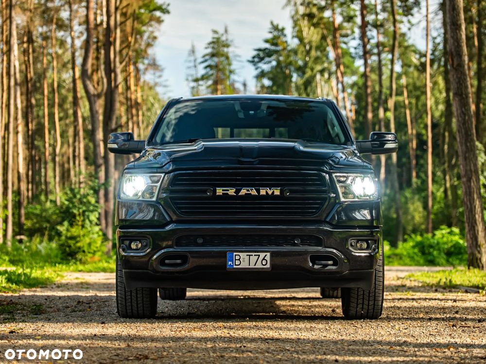 RAM 1500 5.7 Crew Cab Bighorn - 2