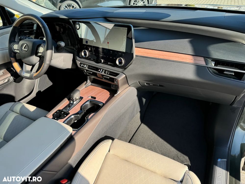 Lexus Seria RX 350h E-Four HEV Luxury - 22