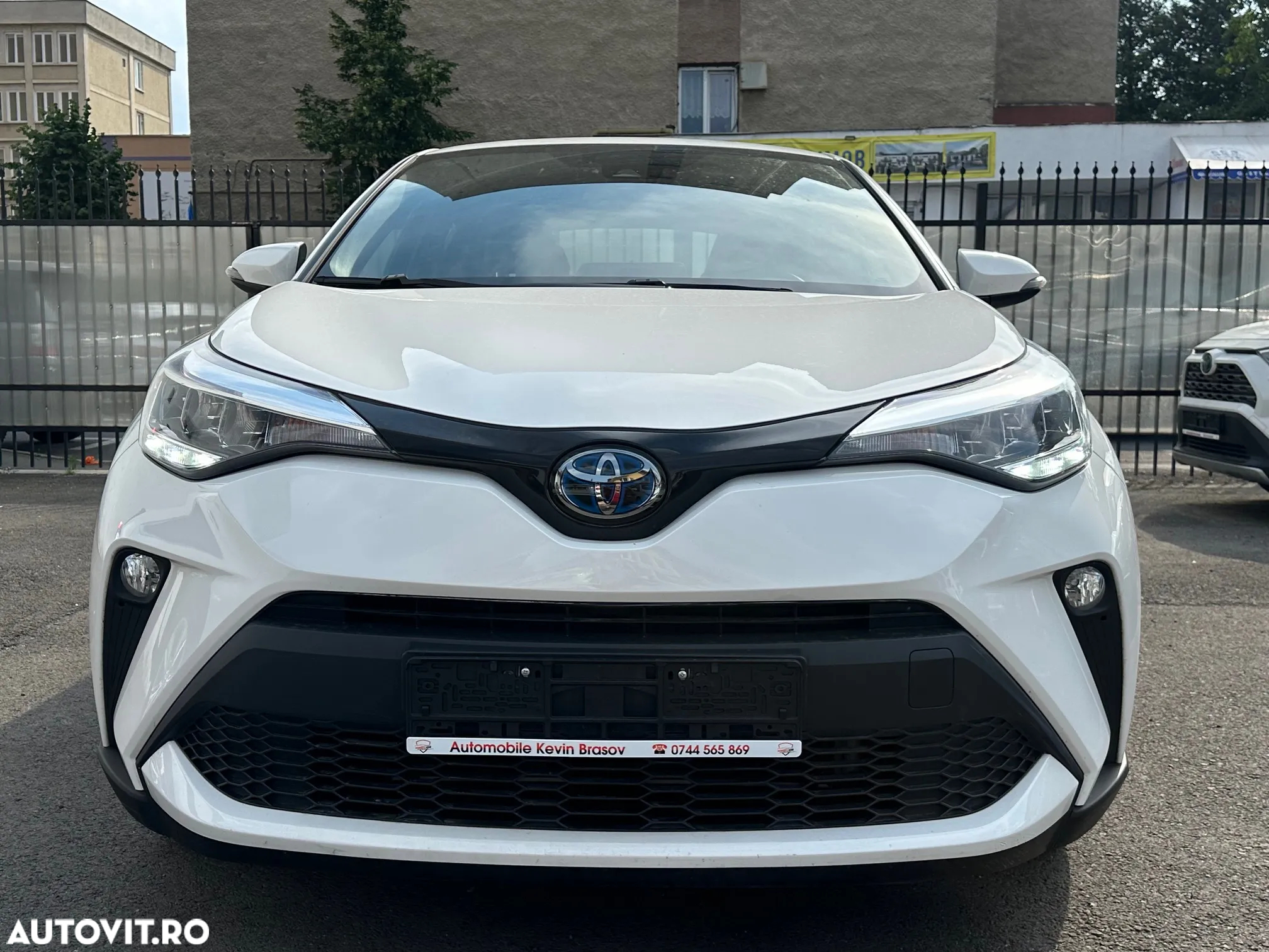 Toyota C-HR 1.8 Hybrid Business Edition - 14