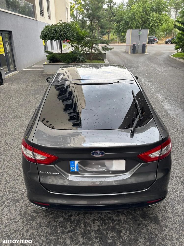 Ford Mondeo 2.0 TDCi Powershift AWD Titanium - 8