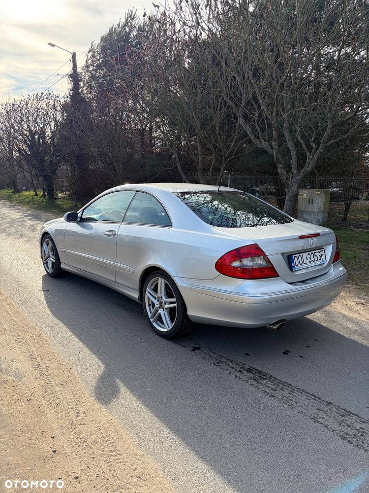 Mercedes-Benz CLK - 7