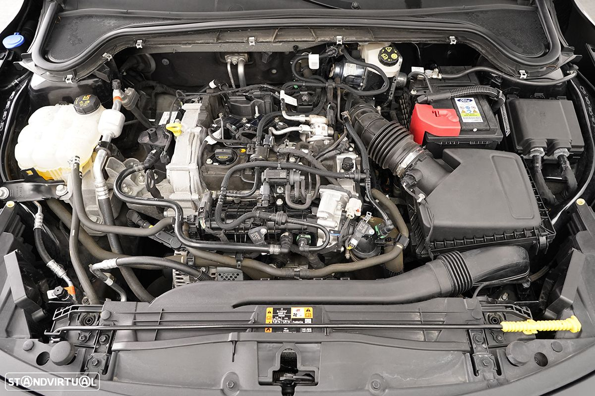 Ford Focus 1.0 EcoBoost MHEV ST-Line - 25