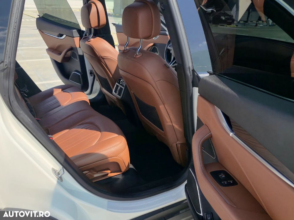 Maserati Levante Q4 GranLusso - 8