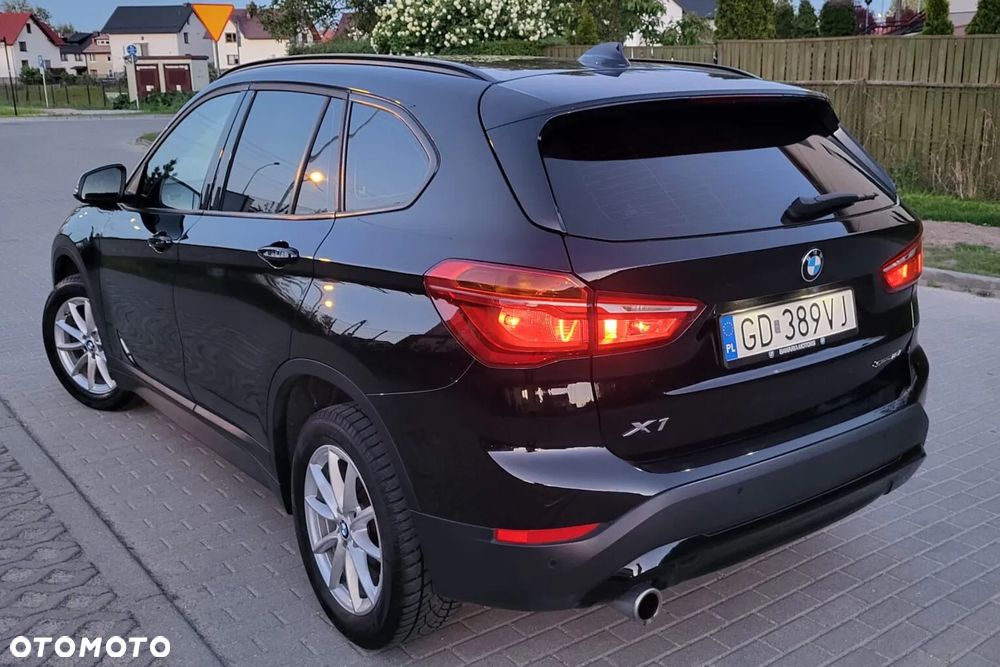 BMW X1 sDrive18i - 6