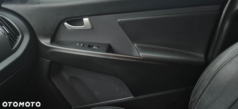 Kia Sportage 2.0 CRDI XL - 22