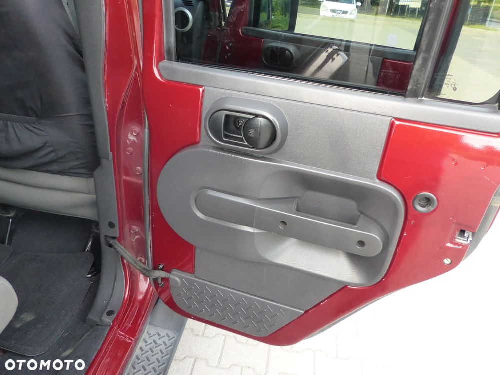 Jeep Wrangler Unlimited 3.8 Automatik Sahara - 16