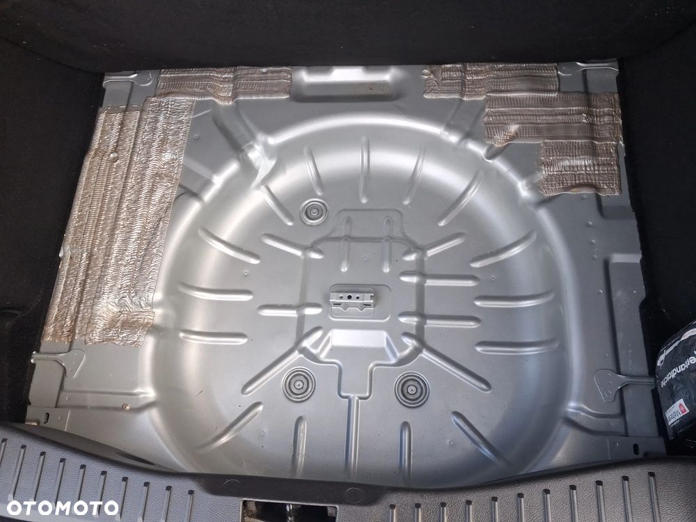 Ford Focus - 31