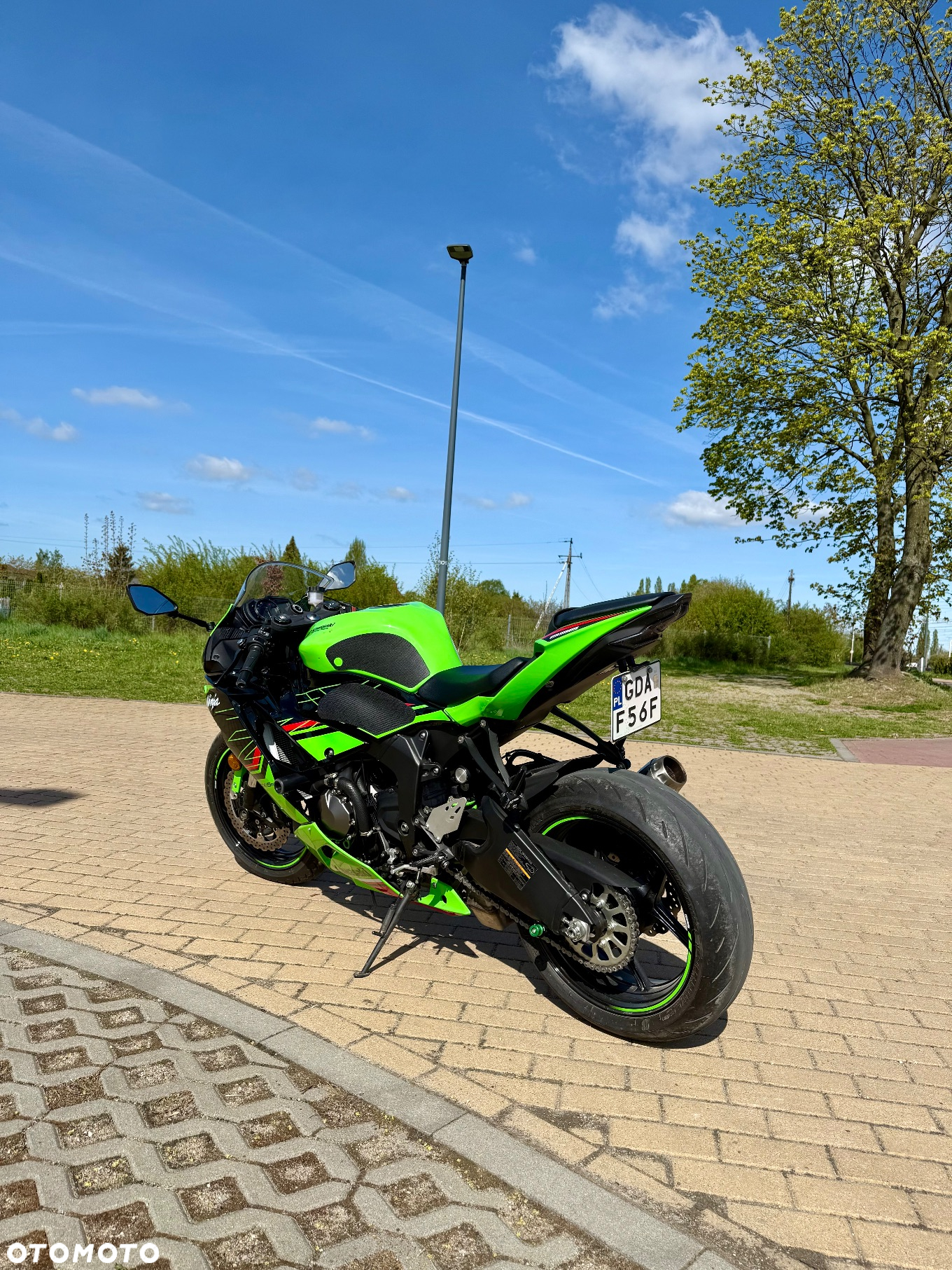 Kawasaki ZXR - 3