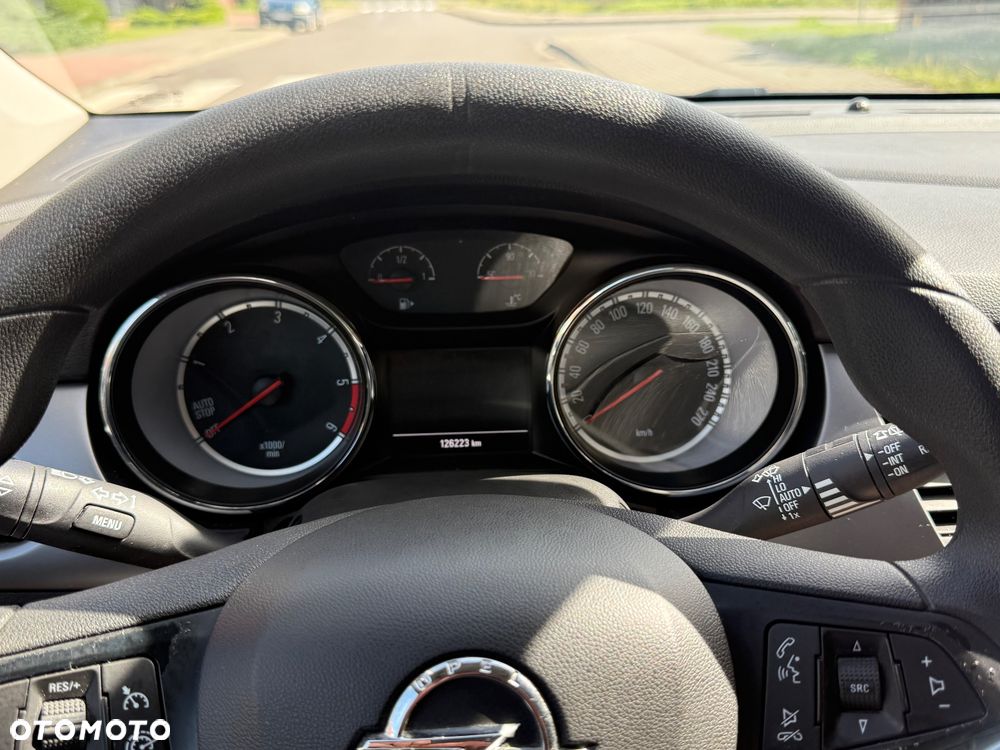 Opel Astra - 20