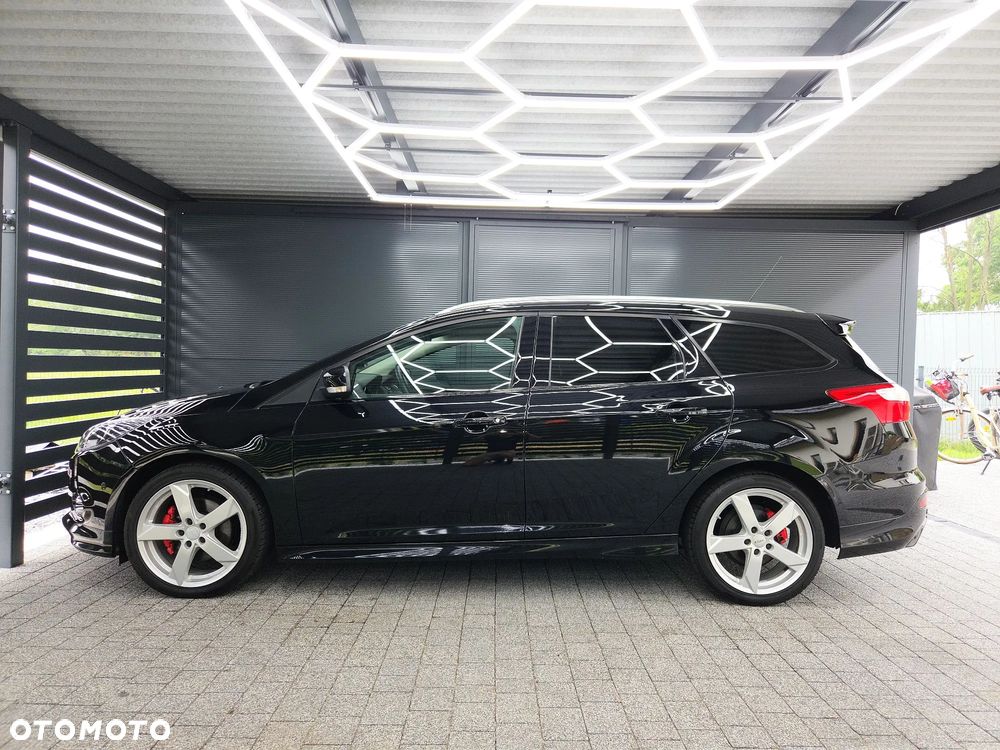 Ford Focus - 12