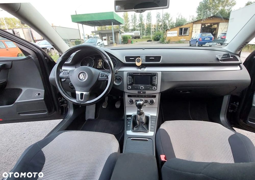 Volkswagen Passat Variant 1.6 TDI Comfortline - 10