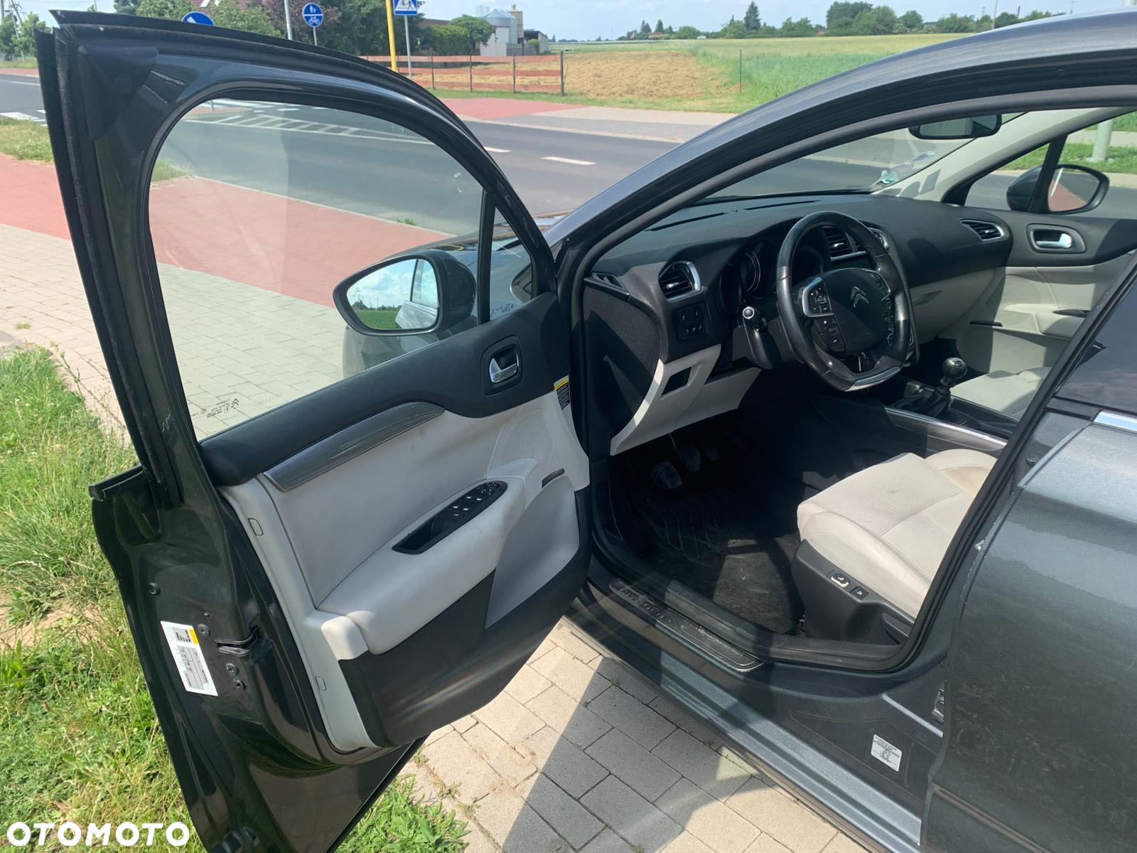 Citroën C4 PureTech 130 Stop & Start Exclusive - 21