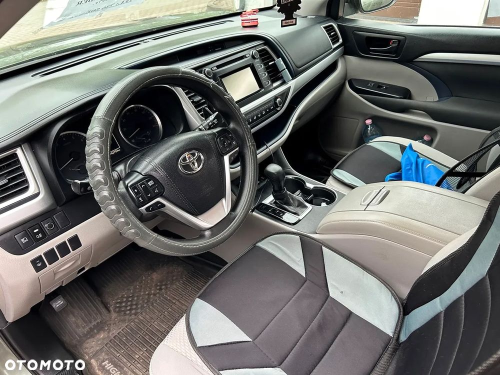 Toyota Highlander 3.5 V6 - 6