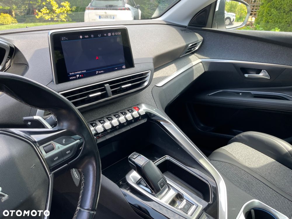 Peugeot 3008 - 18