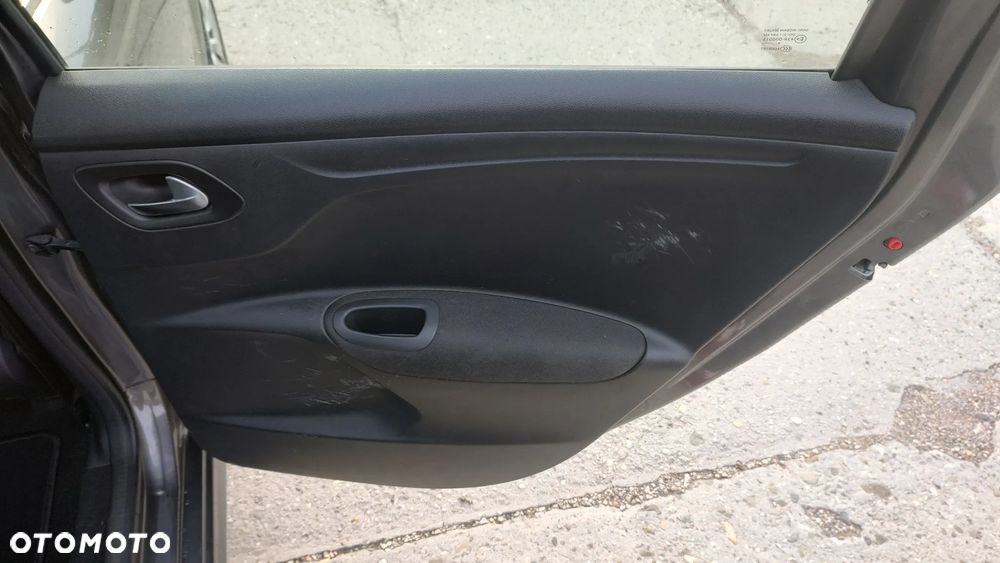 Citroën C-Elysée 1.5 BlueHDi Feel - 4
