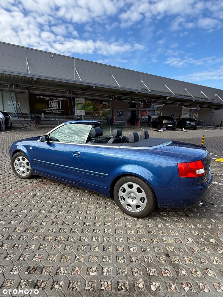 Audi A4 Cabrio - 9