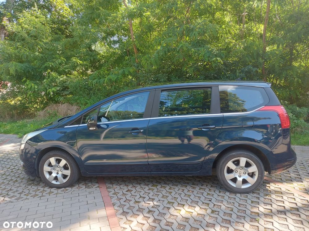 Peugeot 5008 1.6 THP Business Line - 4