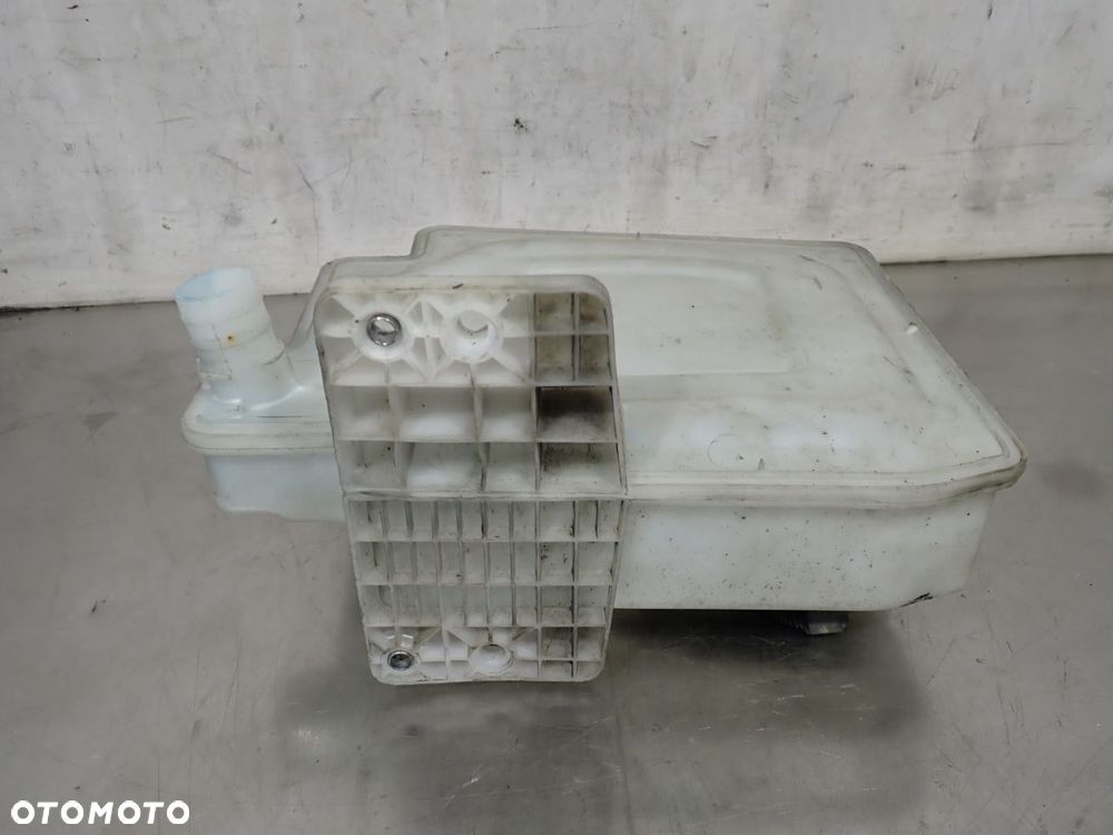 ZBIORNICZEK SPRYSKIWACZY SEAT LEON II   1K0955453Q 1K0955453R 1K0955453S - 1