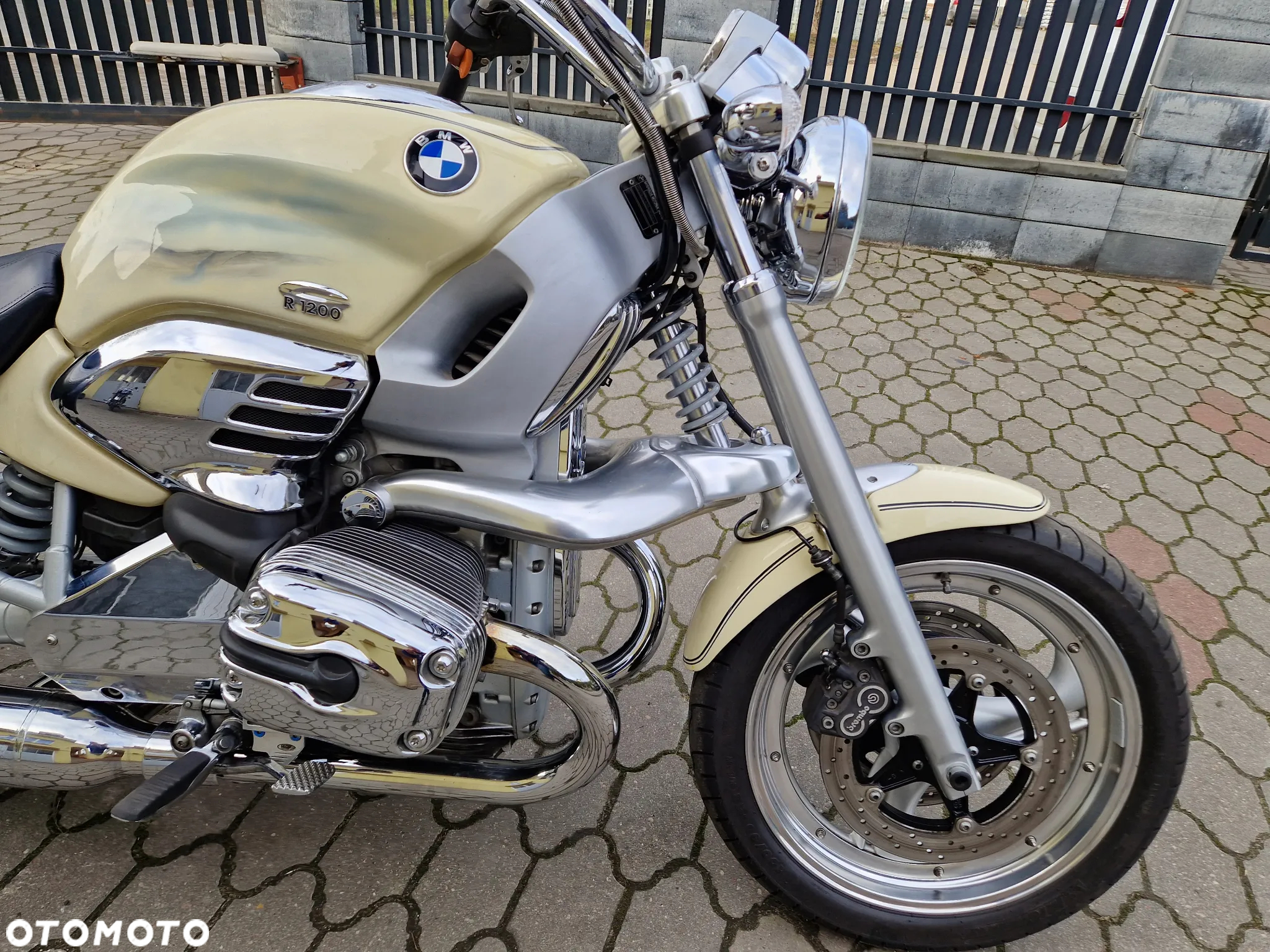 BMW R - 23