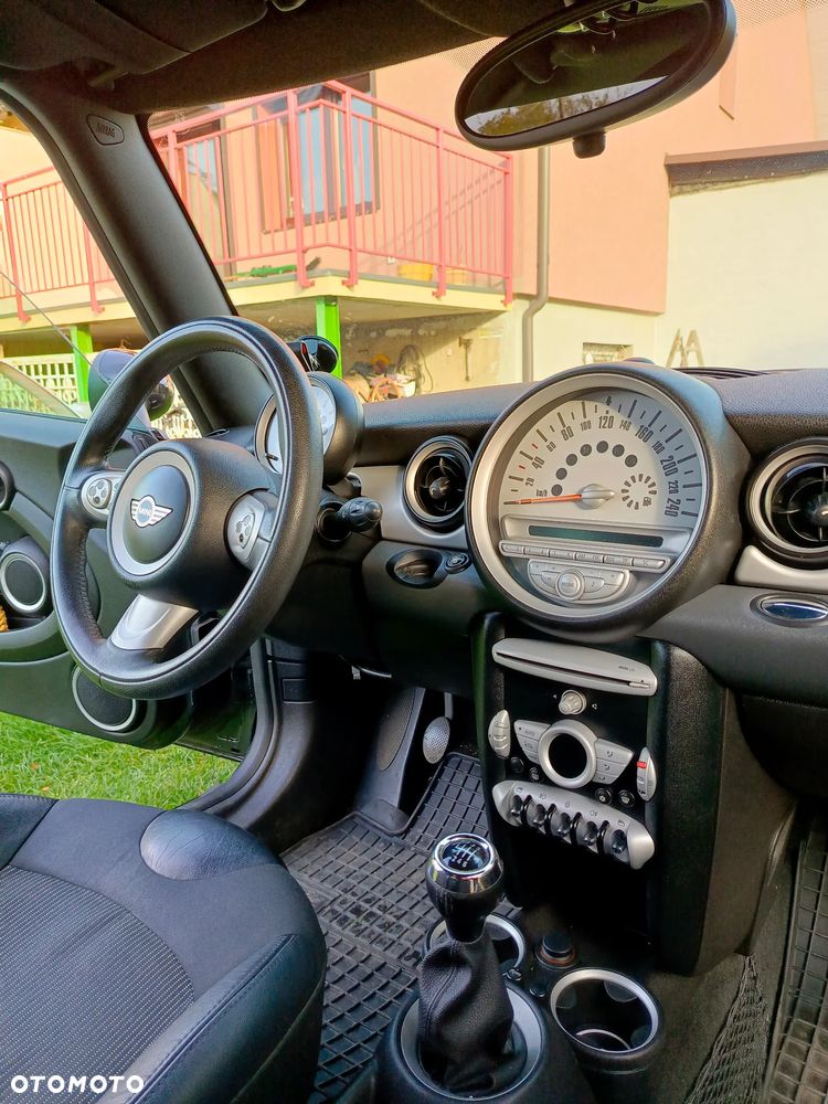 MINI Cooper - 8