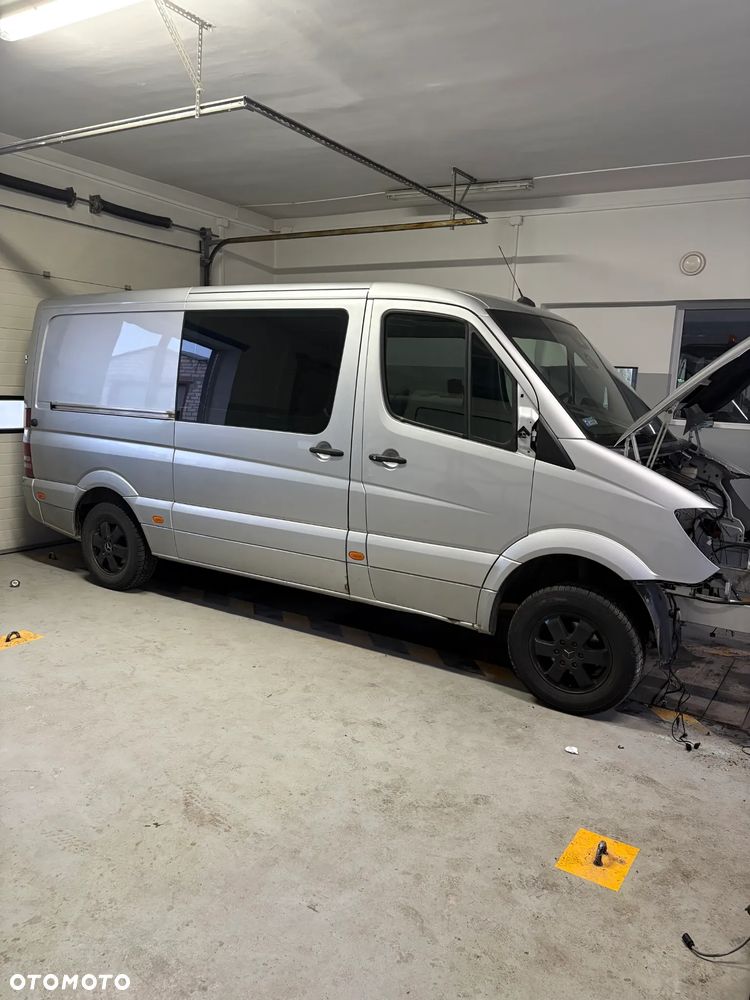 Mercedes-Benz sprinter - 1