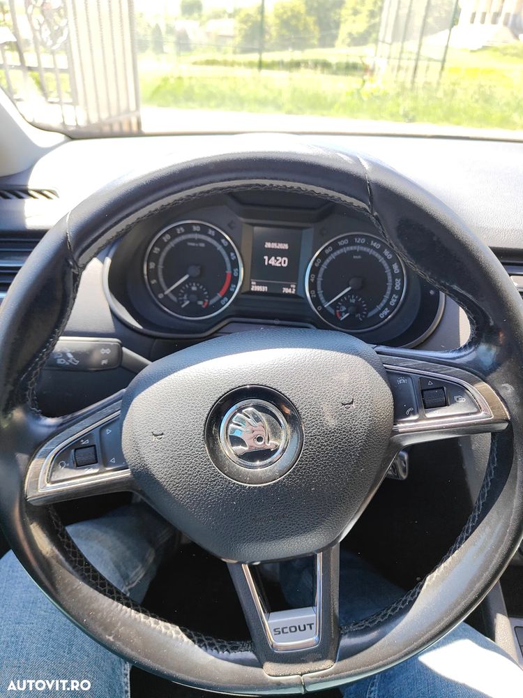 Skoda Octavia 2.0 TDI 4x4 DSG Scout - 7