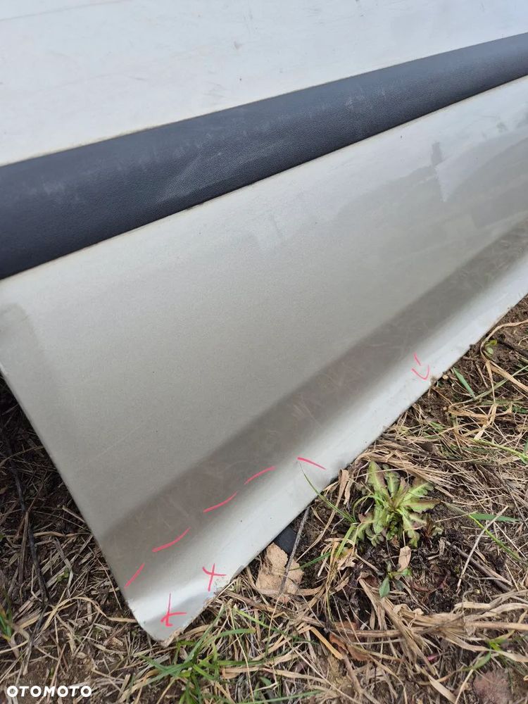 DRZWI VOLKSWAGEN GOLF V - 12